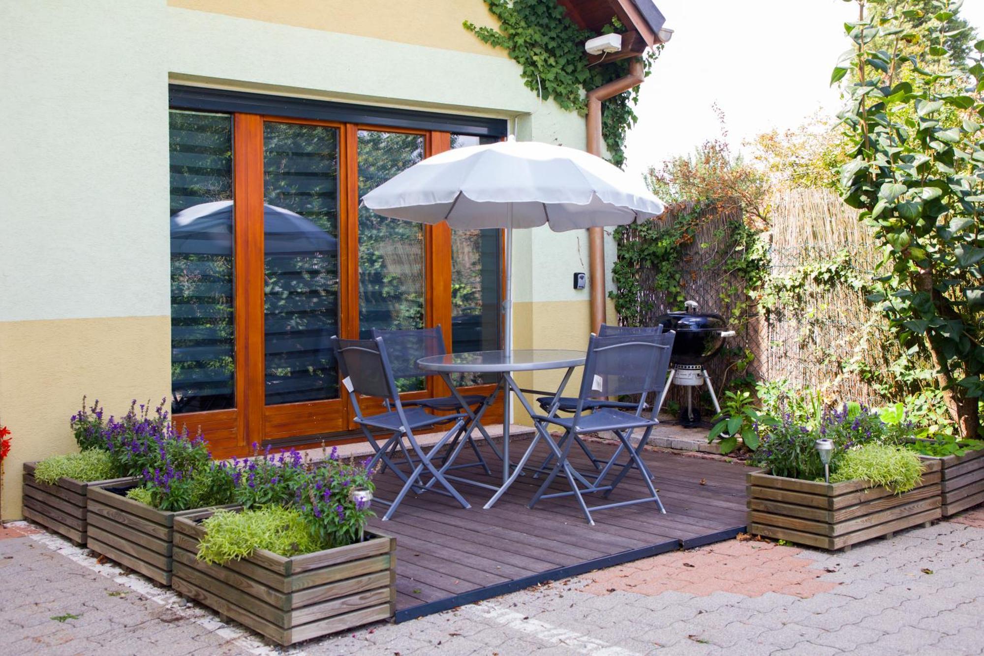 Le Cocon Appart Avec Parking Prive & Terrasse Sainte-Croix-en-Plaine Екстериор снимка